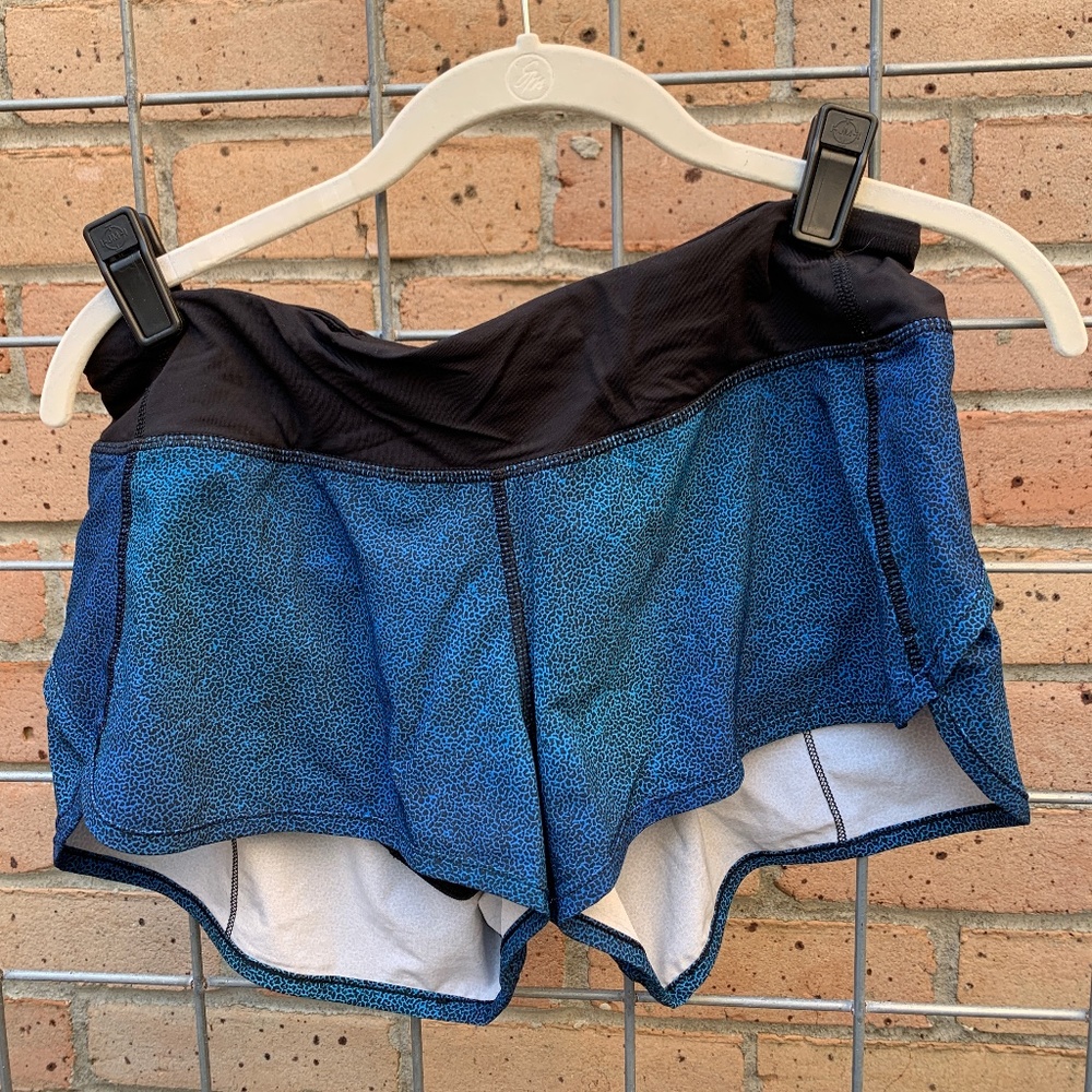Lululemon speed up shorts 2.5" inseam, blue, size 6